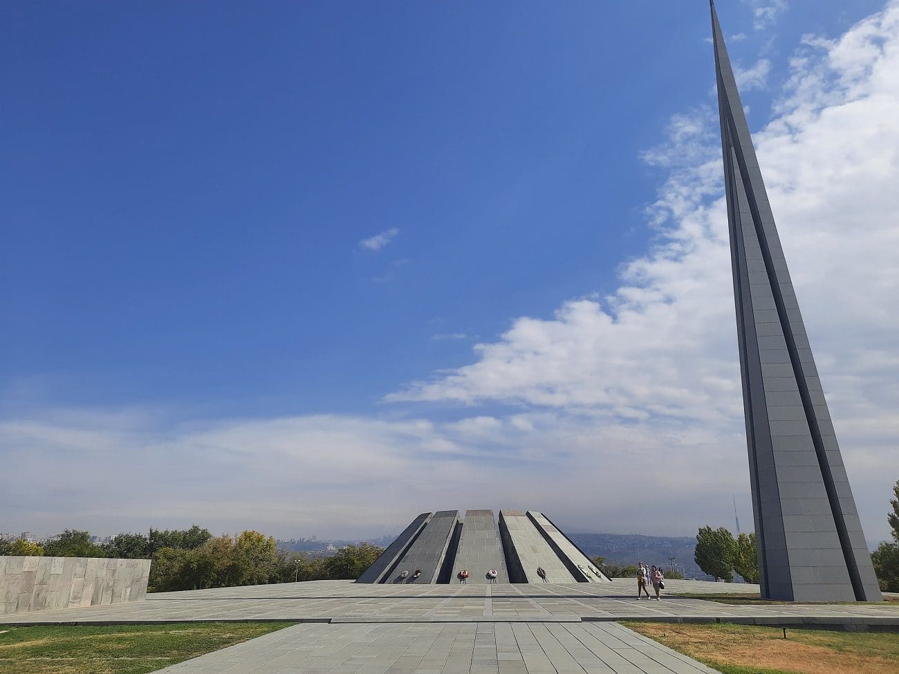 Yerevan Zizernakerberd Aghet monument